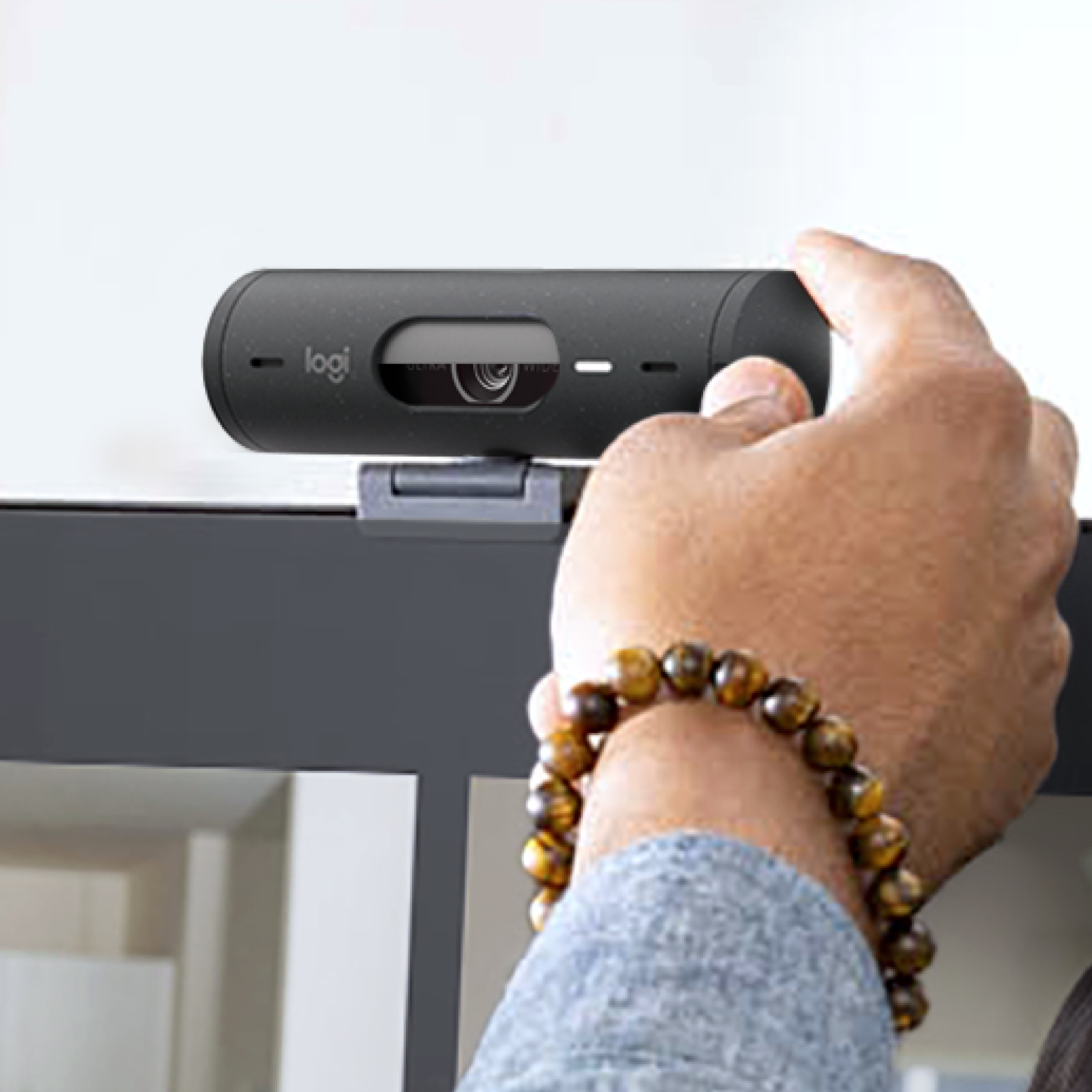 LOGITECH BRIO 500 FULL HD 1080P WEBCAM - Image 5